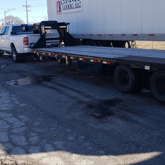 40 foot Trailer - Picture 1 of 2